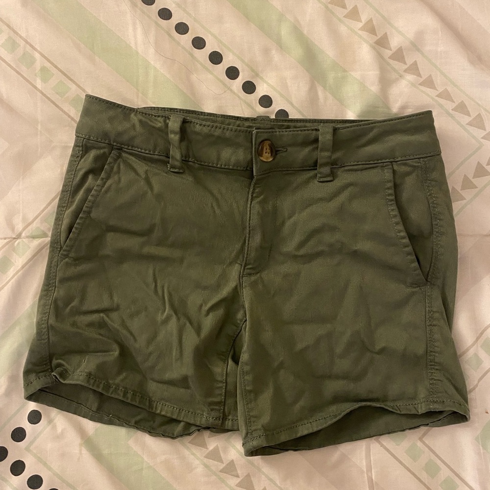 Woman’s American Eagle Outfitters denim shorts